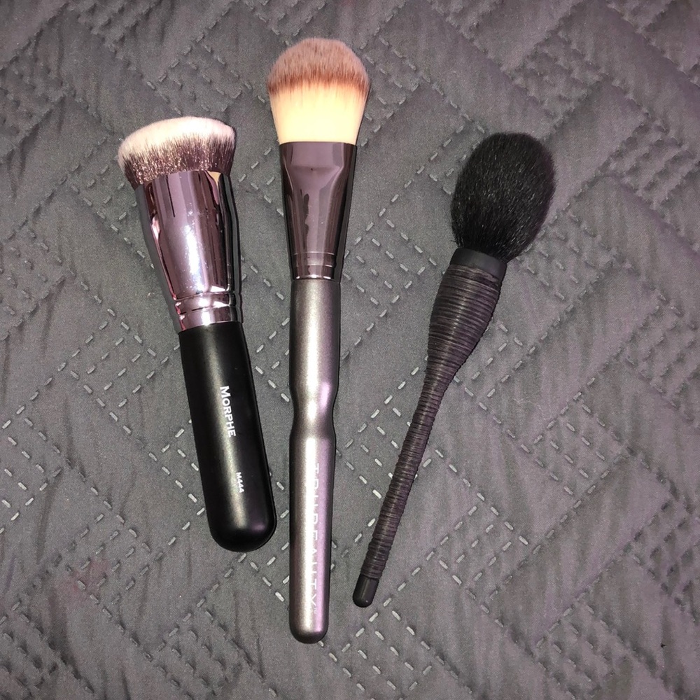 Make up brush bundle